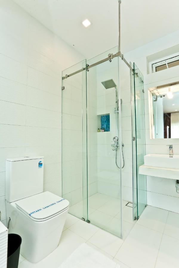 Super Deluxe Room BalconyBath Sea View