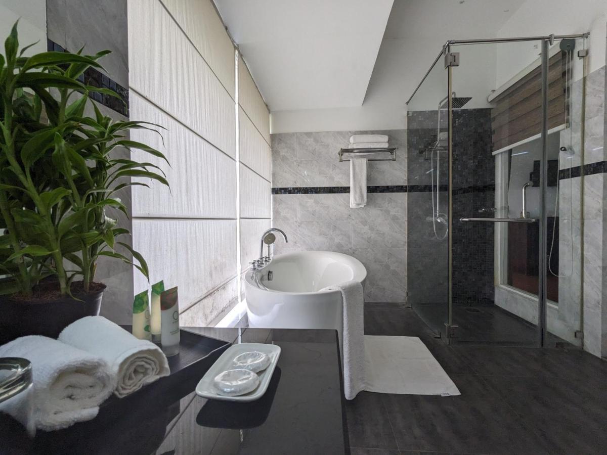 Penthouse Suite