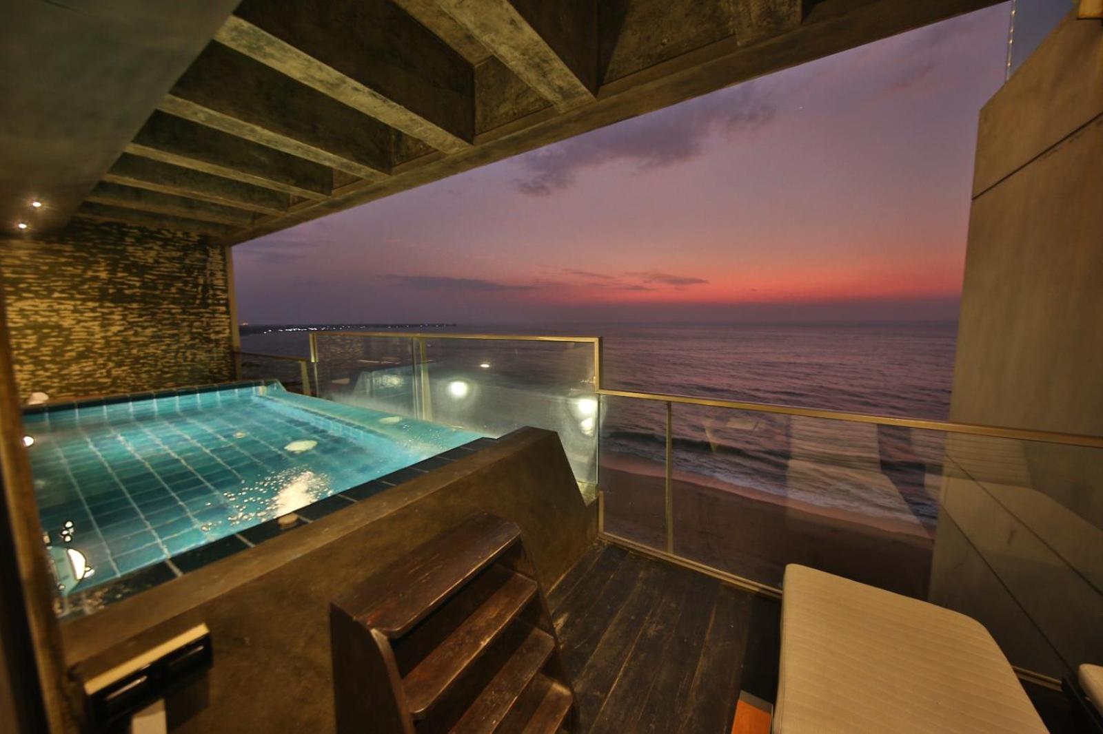 Suite Private Pool Airport Transfer