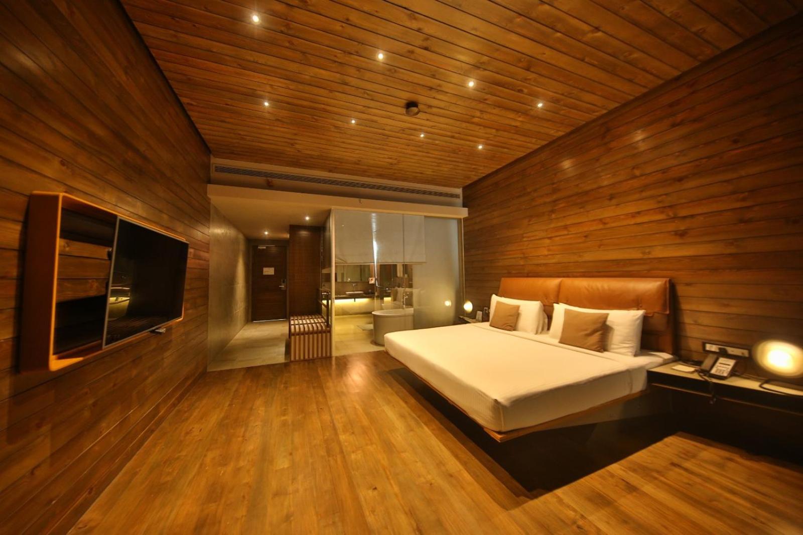 Premier Double Room Sea View Airport Transfer