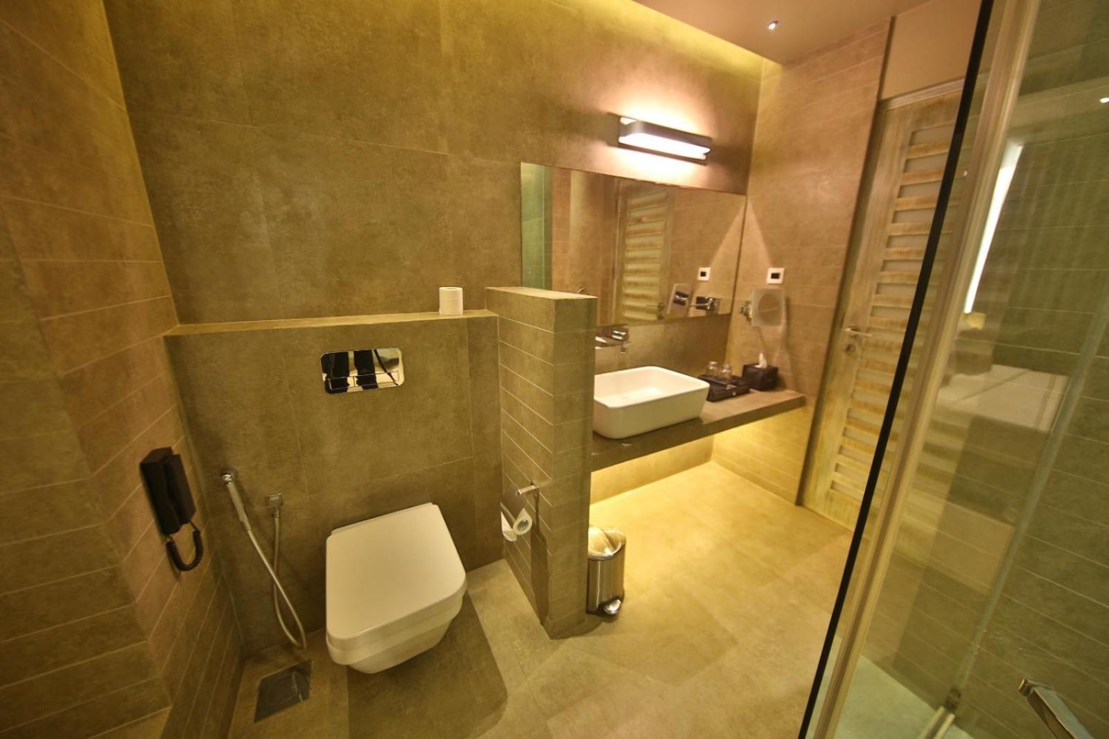 Deluxe Double or Twin Room Sea View Airport Transfer