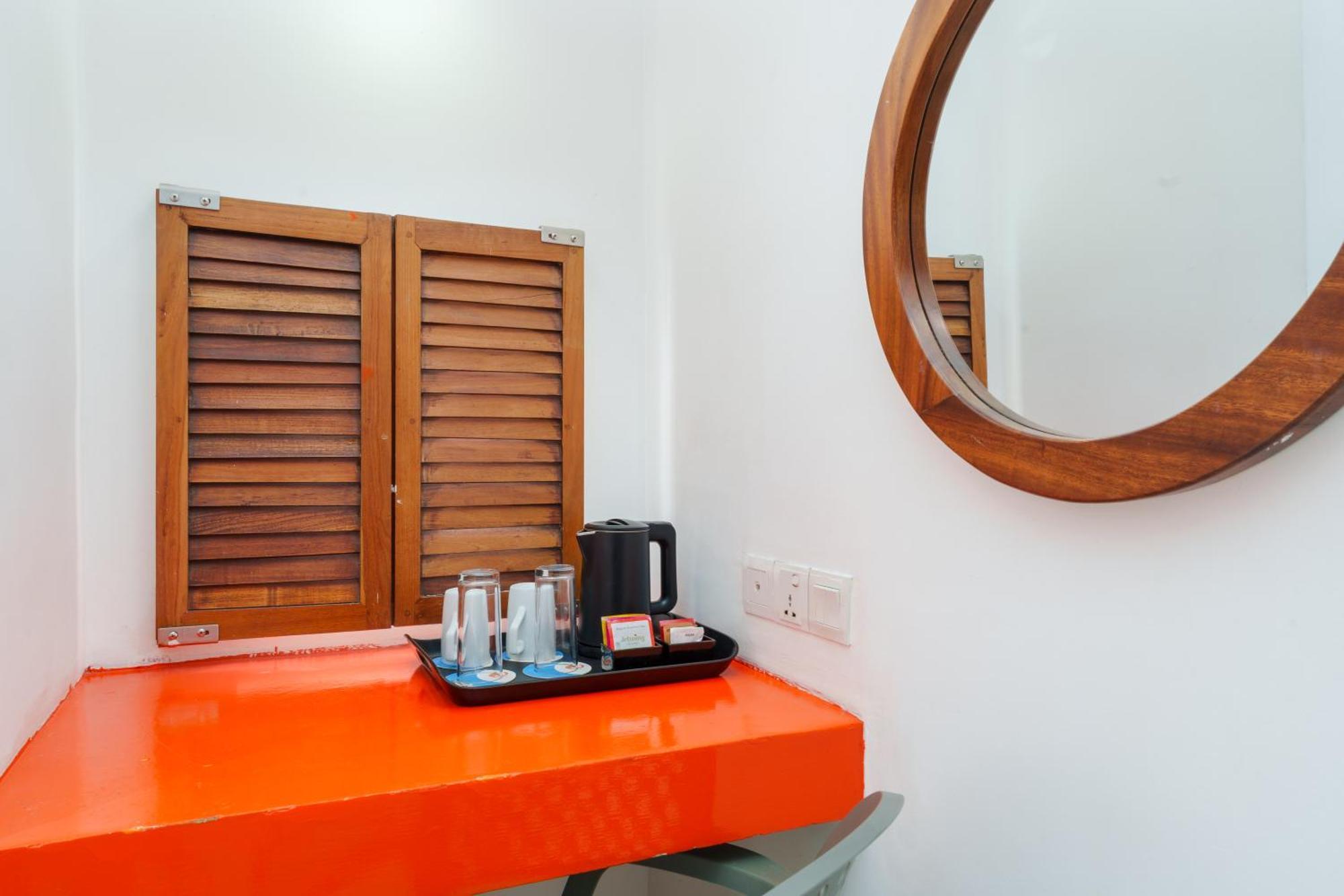 Standard Room – Two Complimentary Local Cocktails at Sundown