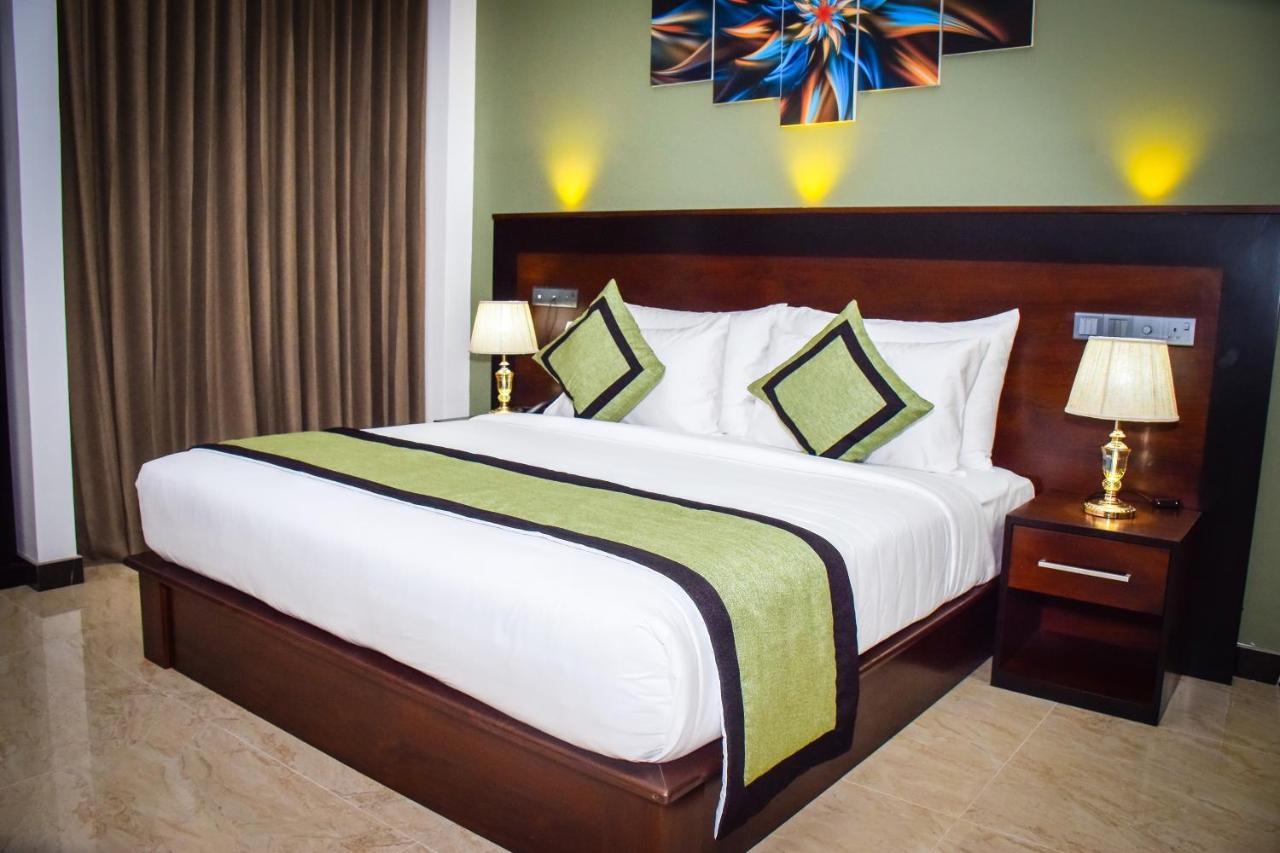 Deluxe Double Room Early Check & Late Check-out on Availability