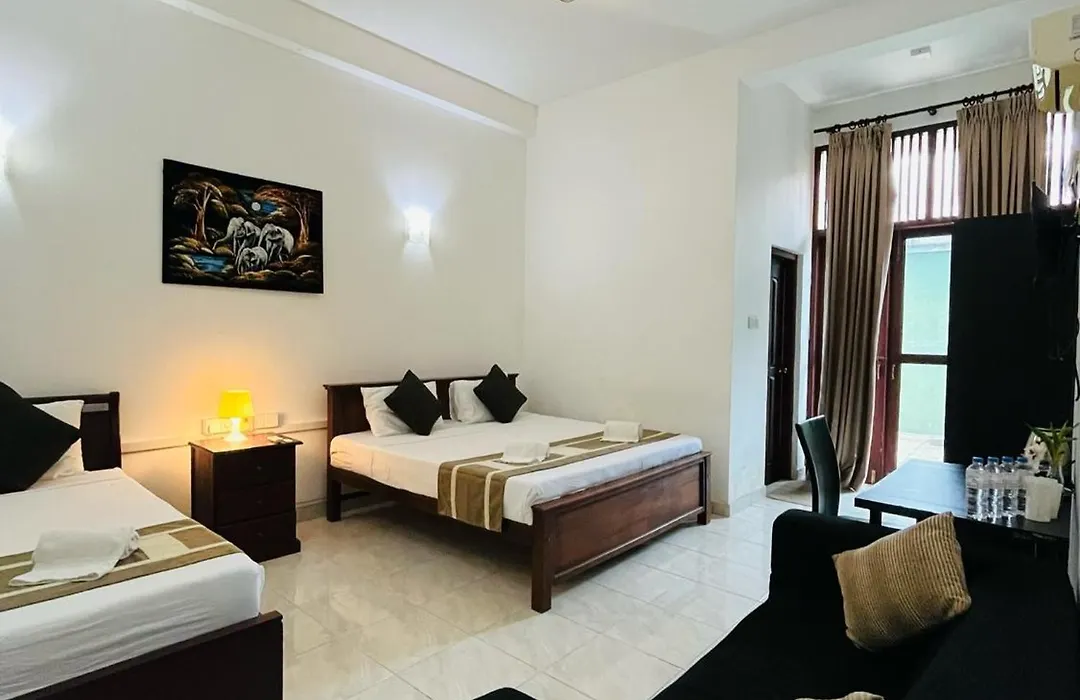 Hotel Blue Bird-1