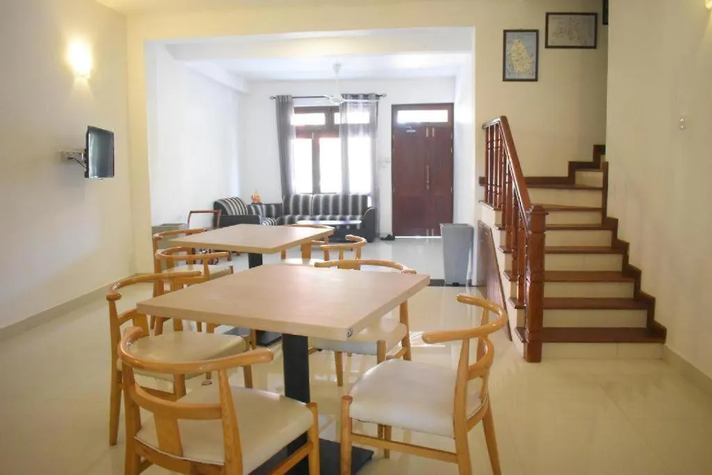 Hotel Agoura Negombo-1