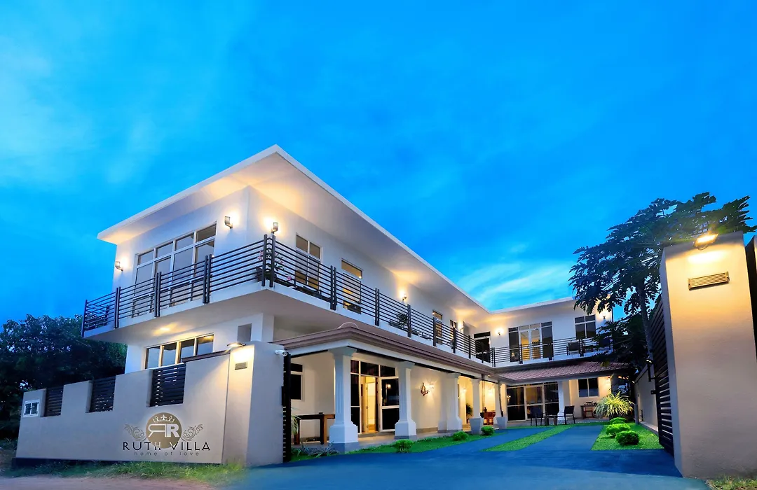 Ruth Villa-1