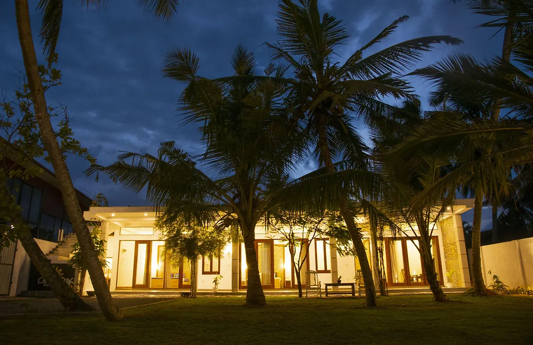 Hiru Lagoon Negombo-1