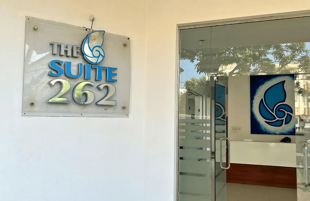 The Suite 262-1