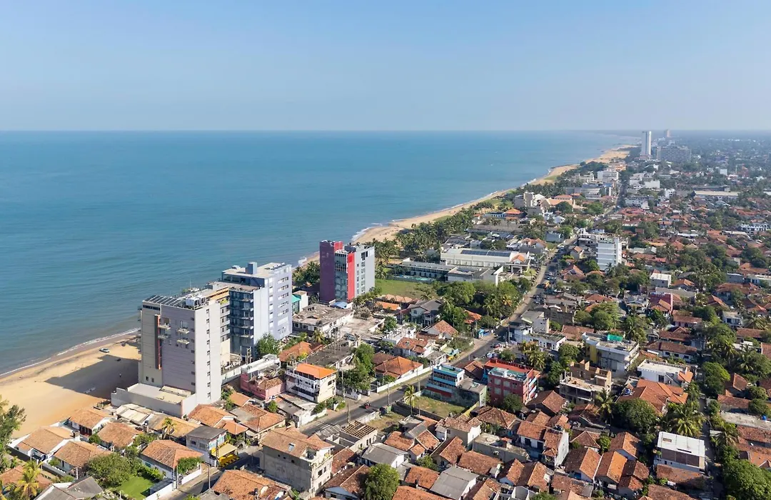 Earl'S Regent Negombo "Golden Shore At Your Door - Find Your Dream Stay"-1
