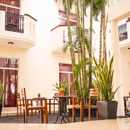 The Ocean Pearl Hotel Negombo-3