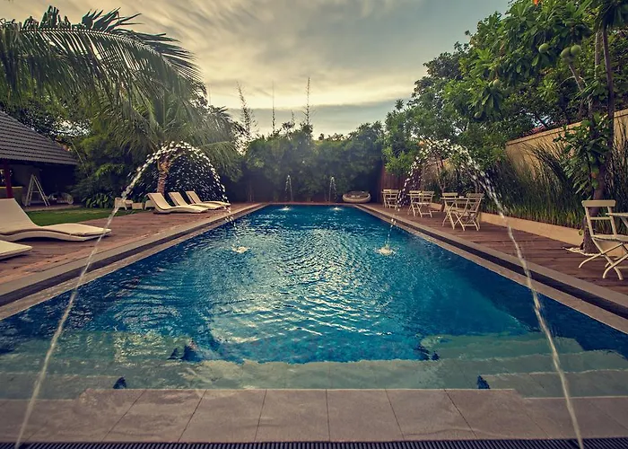 Pledge 3 Hotel Ettukala