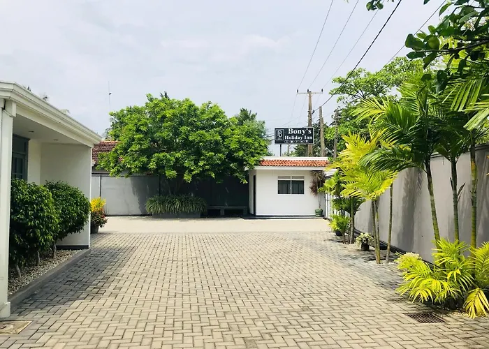 Bony'S Holiday Inn Negombo