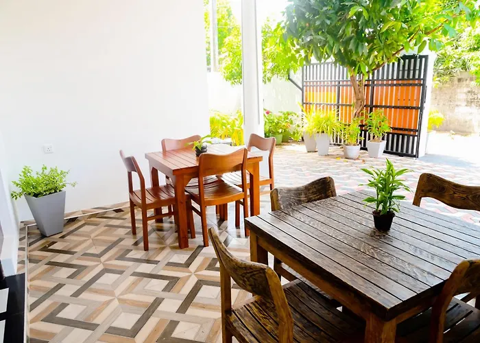 Mario Family Villa And Restaurant Negombo