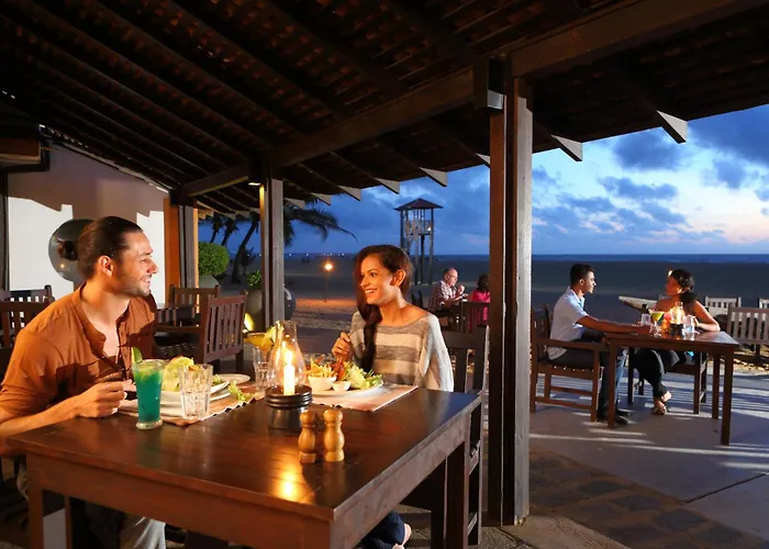 Negombo HotelsJetwing Blue