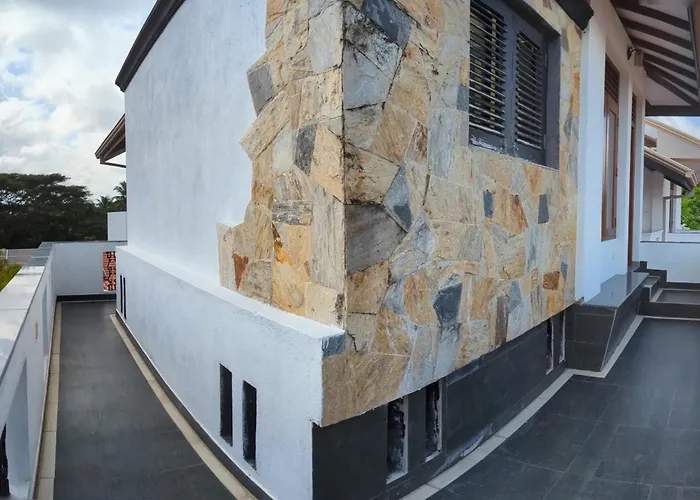 Suriya Arana Bed & Breakfast Negombo