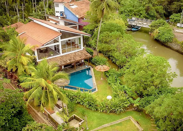 Waterland Hotel Negombo