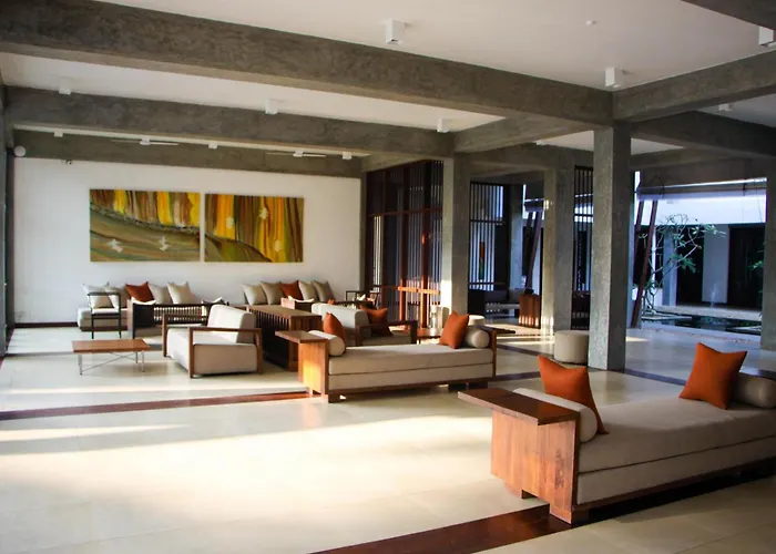 Goldi Sands Hotel Negombo