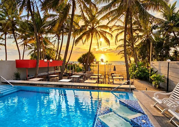 Beacon Beach Hotel Negombo